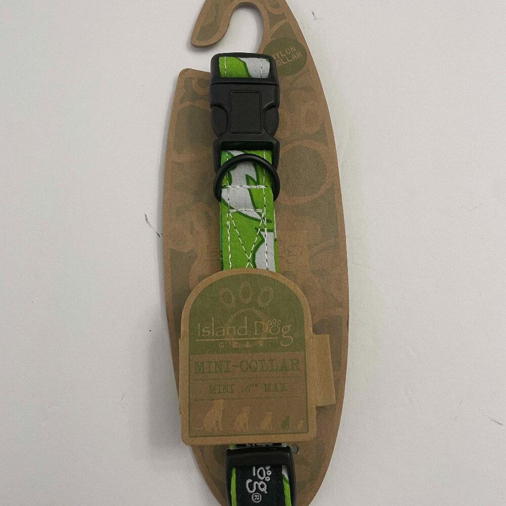 NEW "Island Dog" Collar for Mini Size Dog Green & White Hawaiian Print